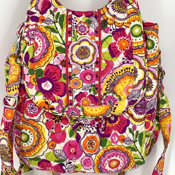 Vera Bradley Handbags - Vera Bradley Backpack Tote in CLEMENTINE Carryall - EUC